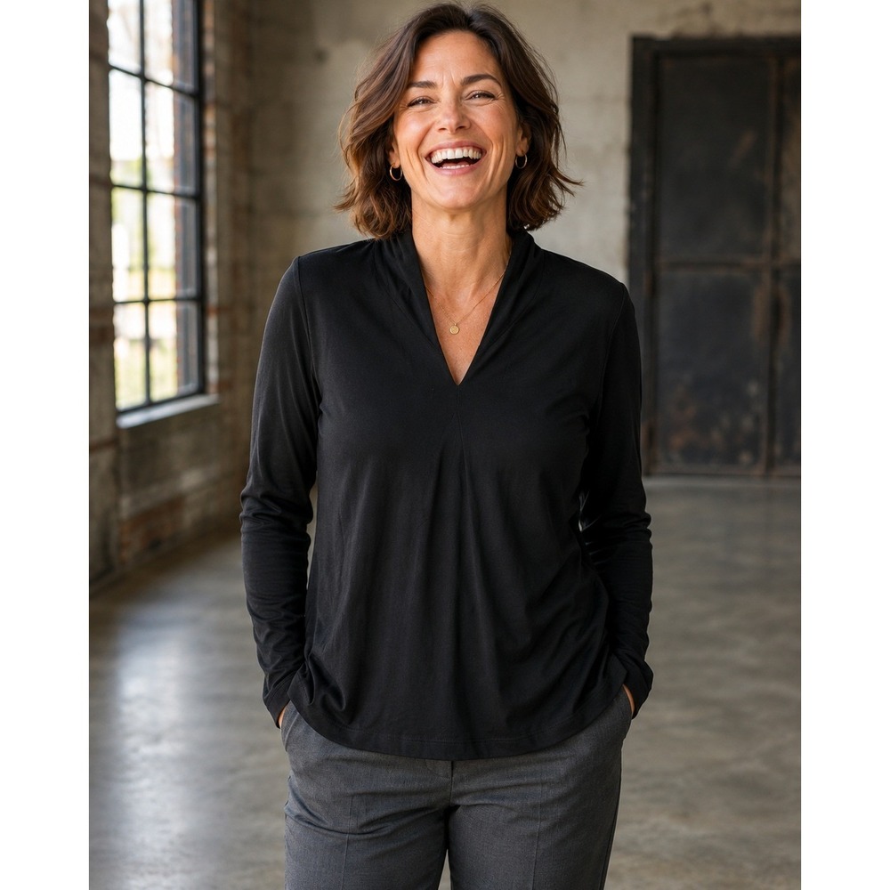 Talbots Black Dry-Fit V-neck Top Athleisure Womens Petite Med Sporty Athletic